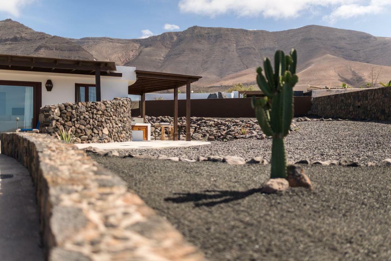 Villa Taguluche Famara Bagian luar foto