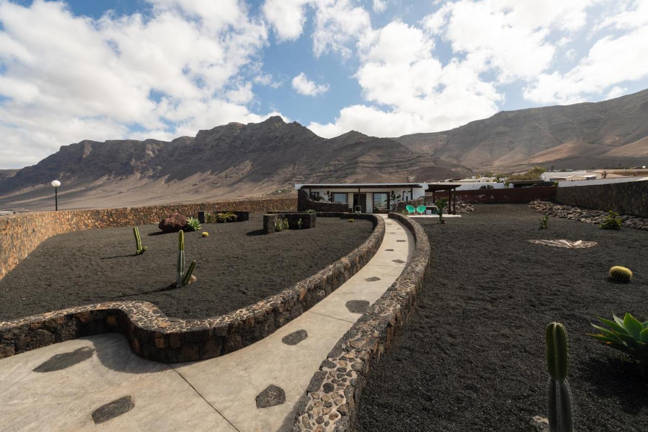 Villa Taguluche Famara Bagian luar foto